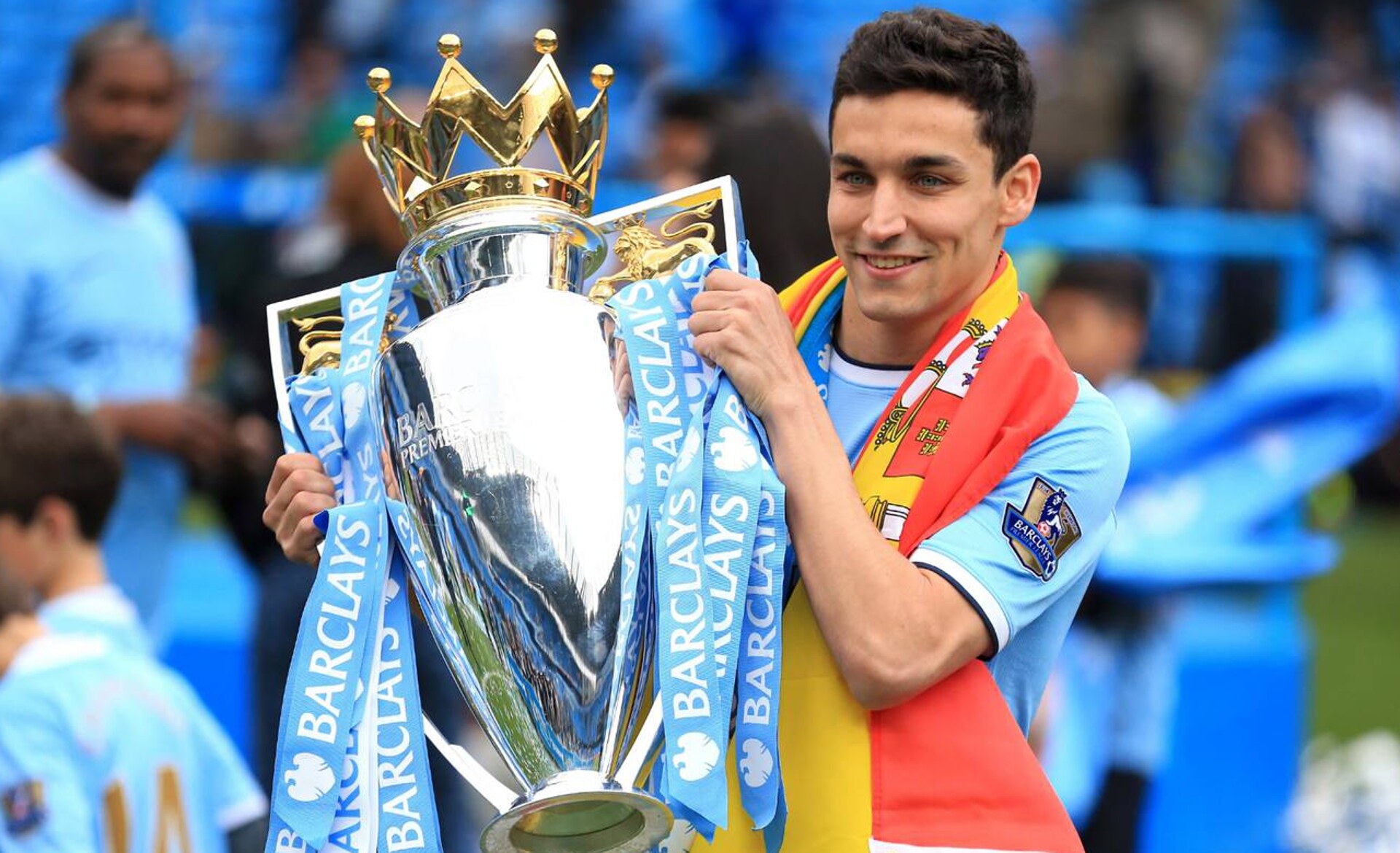 Jesús Navas triunfó en el Manchester City conquistando la Premier League