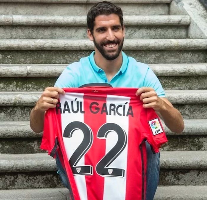 Raúl García firma por el Athletic de Bilbao