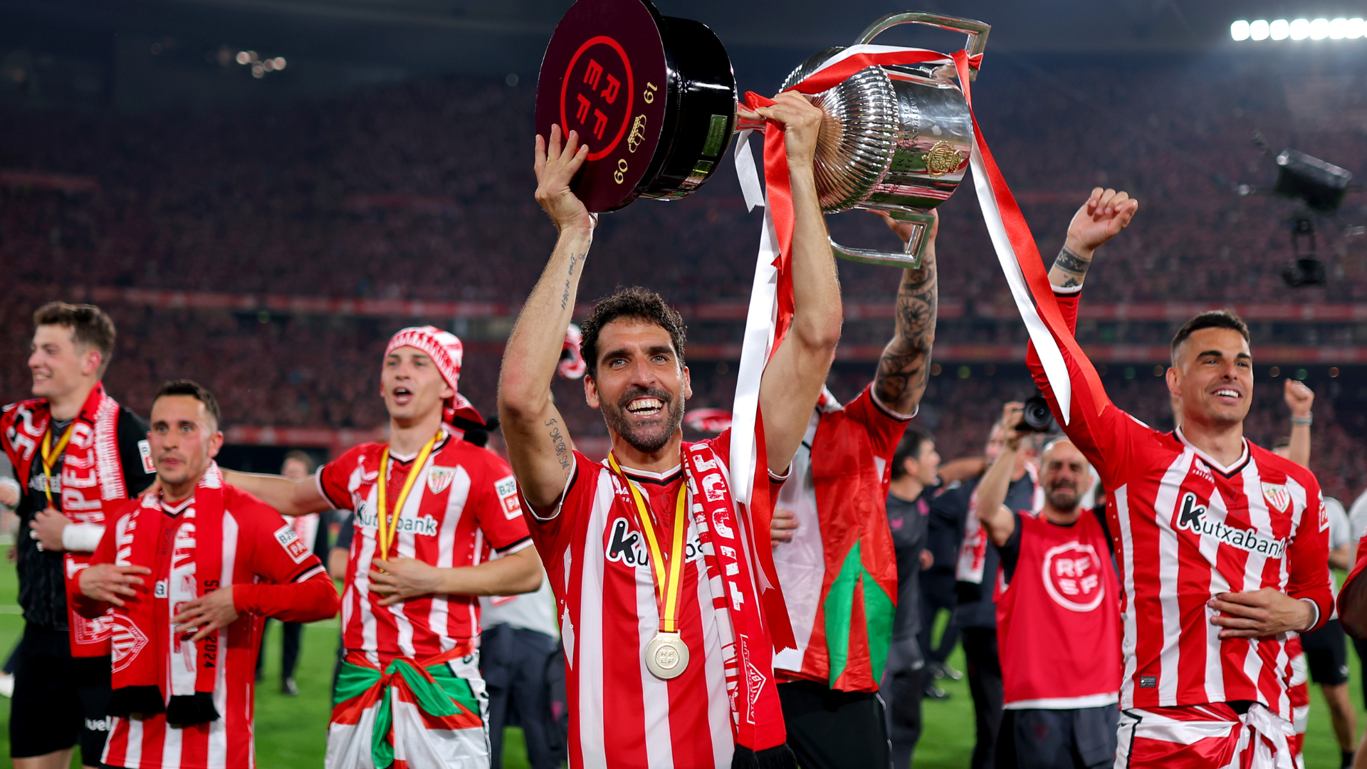 Raúl García, campeón de Copa del Rey con el Athletic de Bilbao